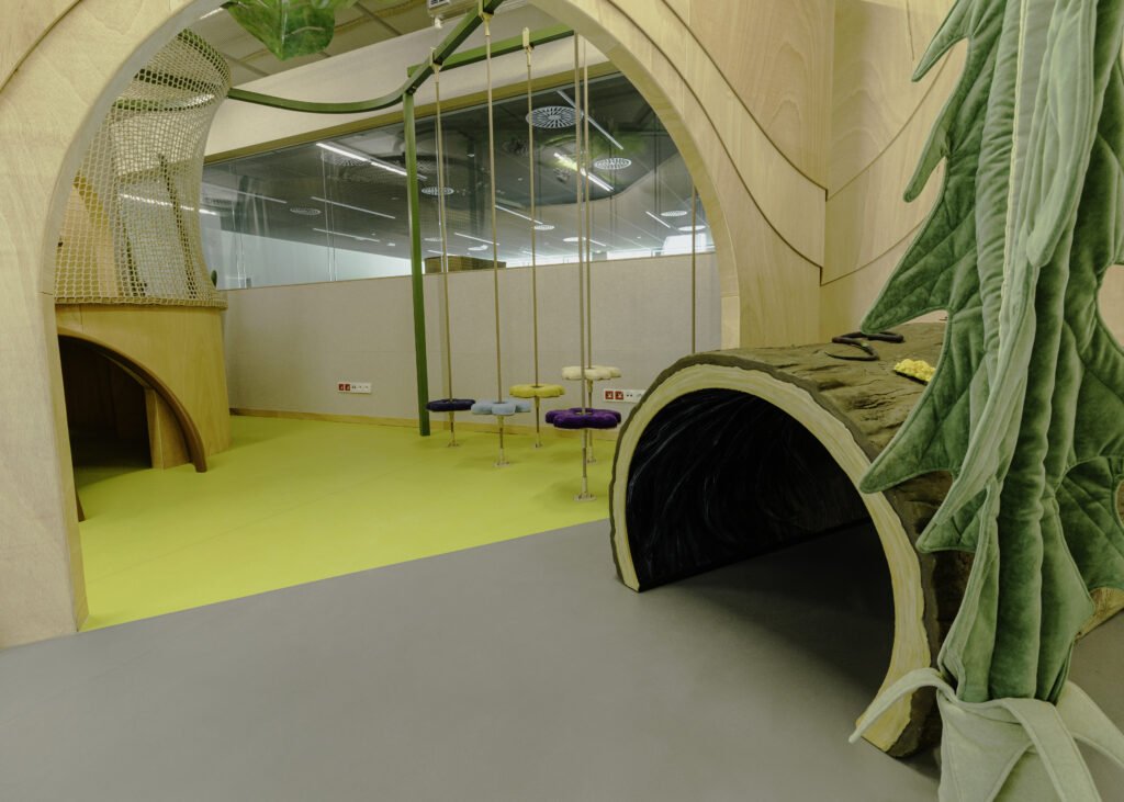 Małopolskie Centrum Nauki Cogiteon - wykładzina PVC